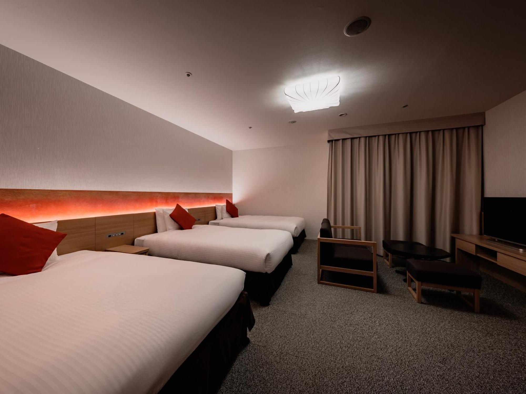 Loisir Hotel Classic Garden Kyoto Sanjo Экстерьер фото